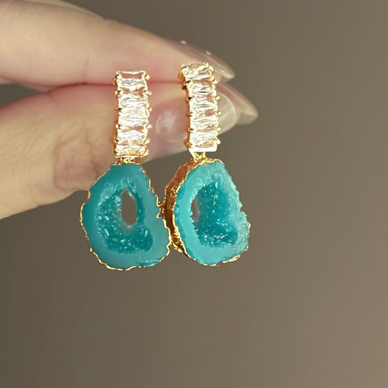 Ice quenched blue flower artificial crystal fringed earrings Cool wind temperament stud earrings Internet celebrity earrings