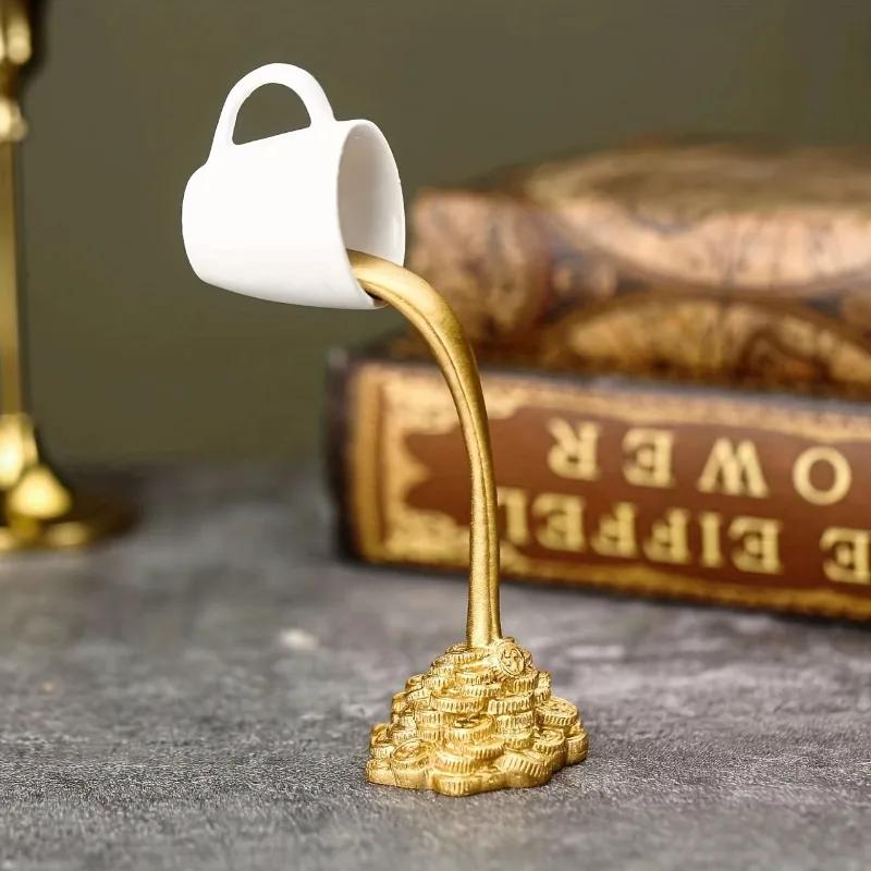 Floating Spilling Coffee Cup Magic Pouring Splash Cafe Novelty Funny  Sculpture Art Decoration for Home Decor Coffee Lover