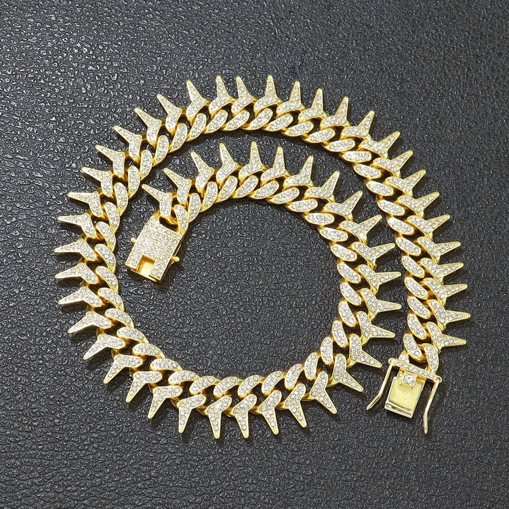 

Трендовое колье-цепочка кубинского плетения с шипами в стиле хип-хоп - Смелый, немейнстримовый золотой дизайн Gold Bracelet 7 inch (18 cm)