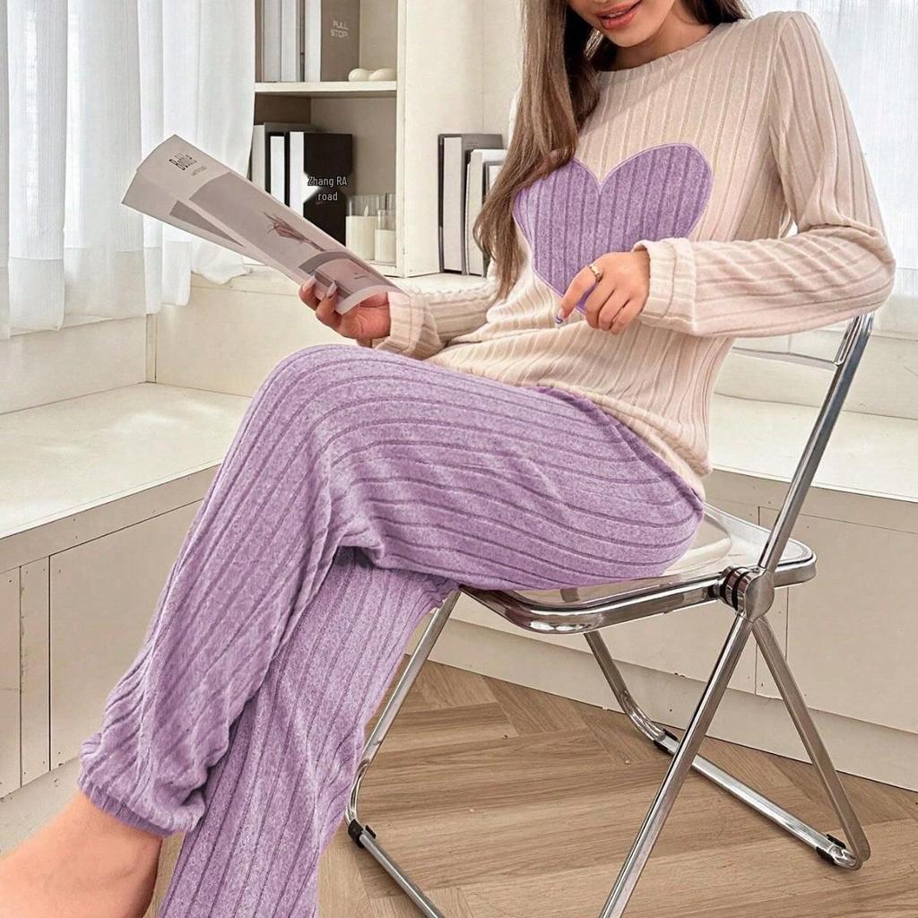 Autumn & Spring Ladies' Love Pajamas: Two-Piece, Long Pants & Long Sleeve, Loose, Comfortable Homewear