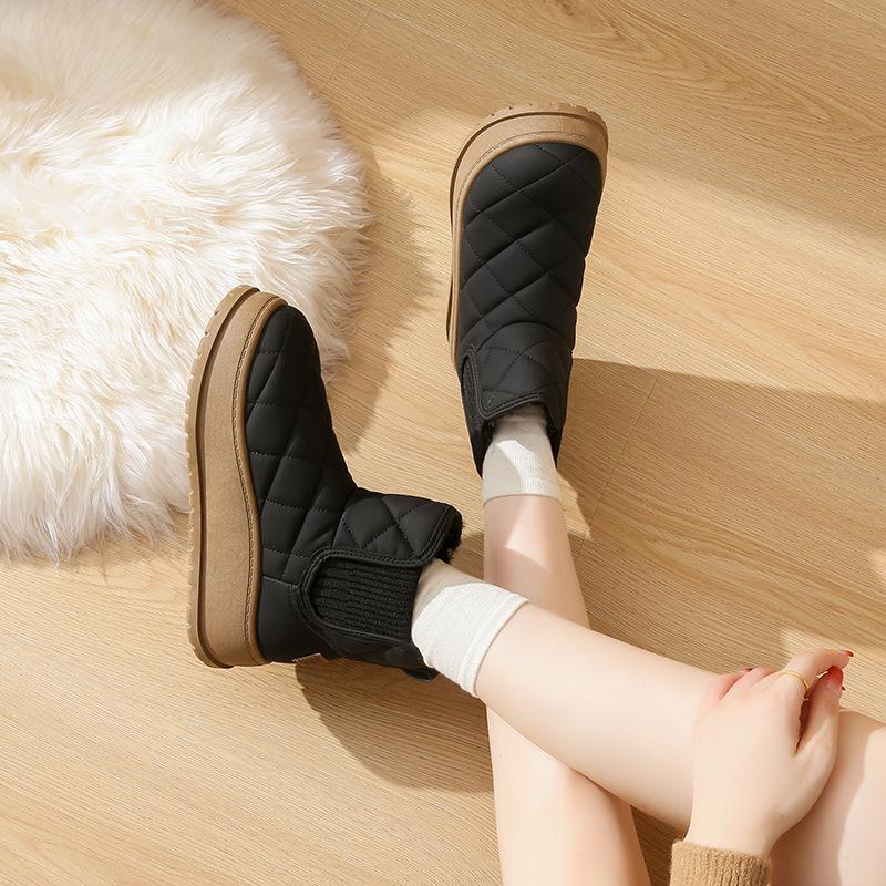 Fleece high-top socks boots women's 2025 winter new student ins trend Korean version of thermal casual cotton shoes K2903