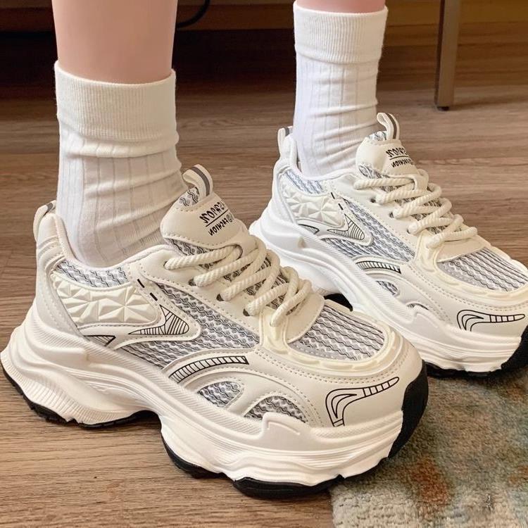 Platform dad shoes 22 years old spring and autumn season new inner height increase super soft muffin bottom sports and leisure shoes