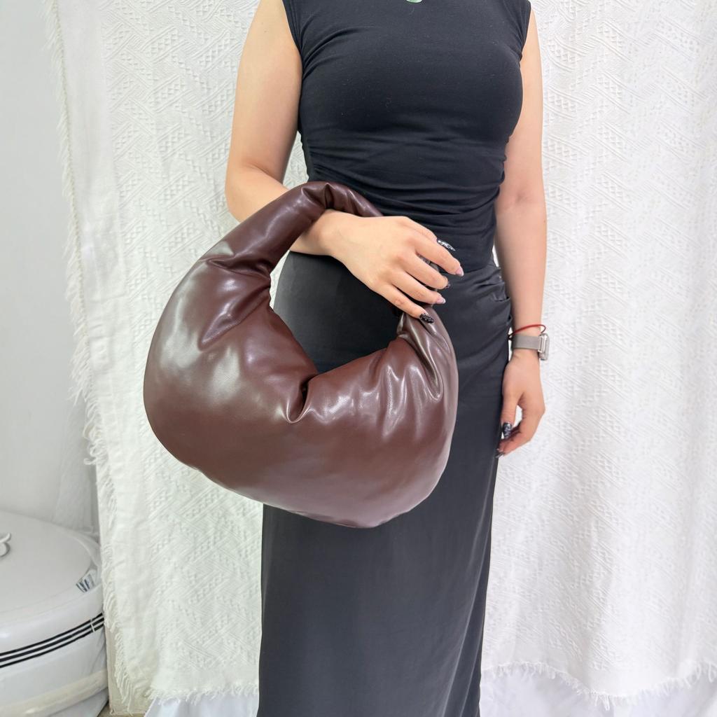Portable pleated cloud bag women's autumn new large down bag knotted croissant bag large capacity shoulder armpit bag