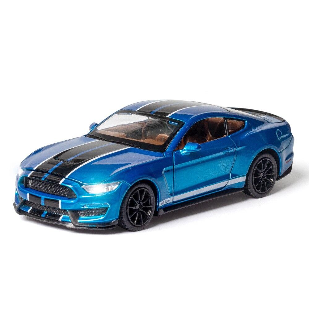 Fashion Toys Diecast 1 /32 Alloy Sports Car Model Pendant Toy With Sound Light Metal Return Force Toy Cars Model Car Christmas Toys
