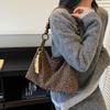 Niche texture bag women's versatile high-end underarm bag new fashion leopard print shoulder bag suede bag