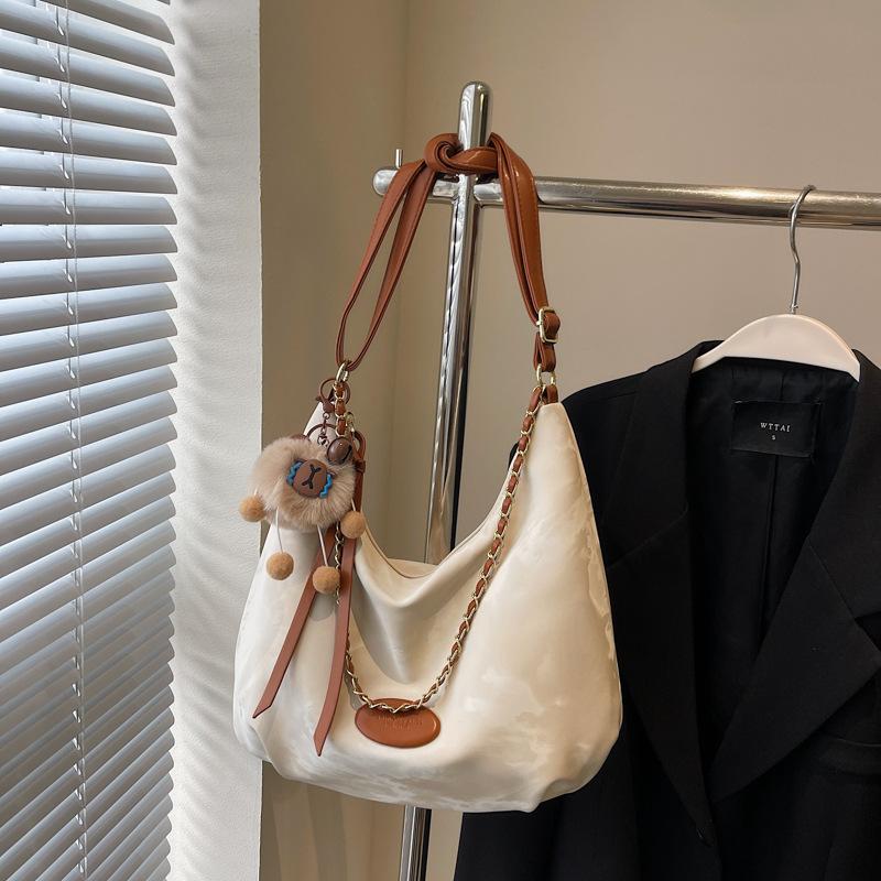 Simple Solid Color Versatile Casual Tote Bag Fashionable Commuting Bag New Niche Chain Shoulder Bag Out Shopping Bag