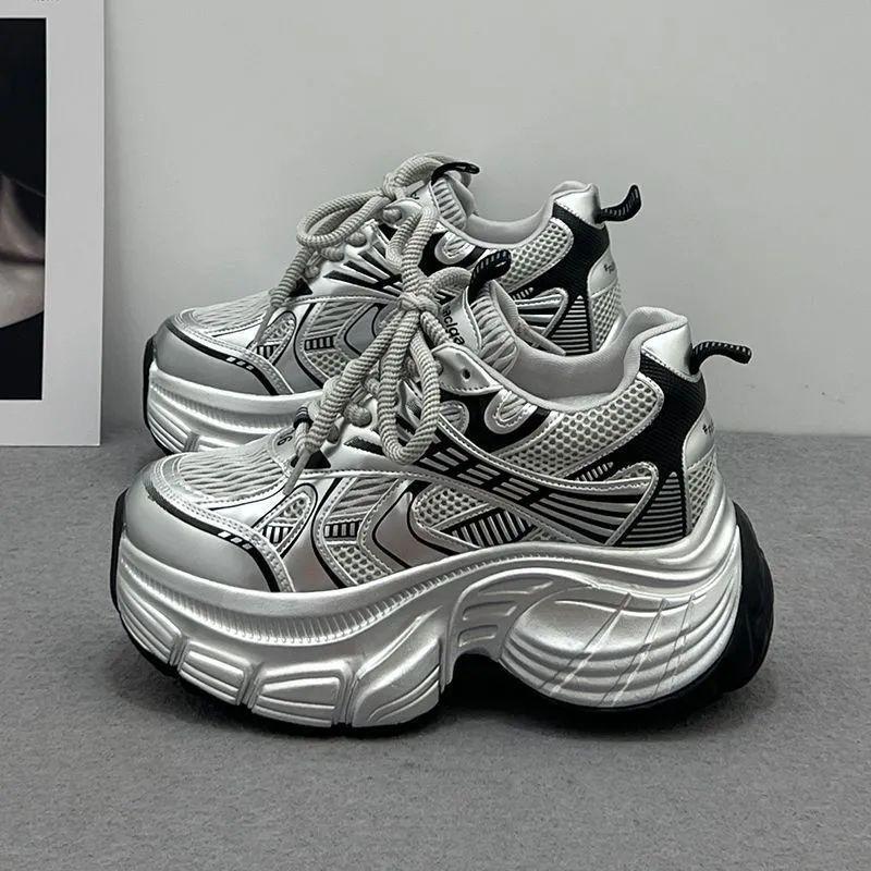 Dad shoes small new casual versatile sports shoes spring and summer breathable mesh super fire heightening shoes