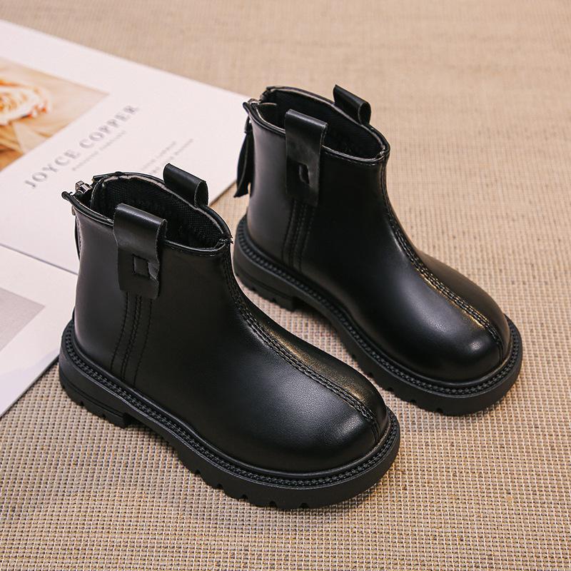 Boys and Girls Autumn 2025 New Children's Short Boots Korean Version Fashionable Simple Versatile Girls Leather Boots Round Head Single Boots