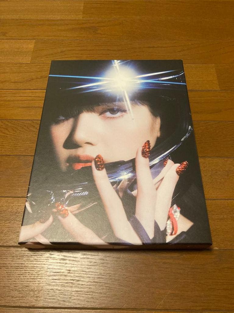 [USED] LALISA PHOTOBOOK SPECIAL EDITION Includes Bonuses
