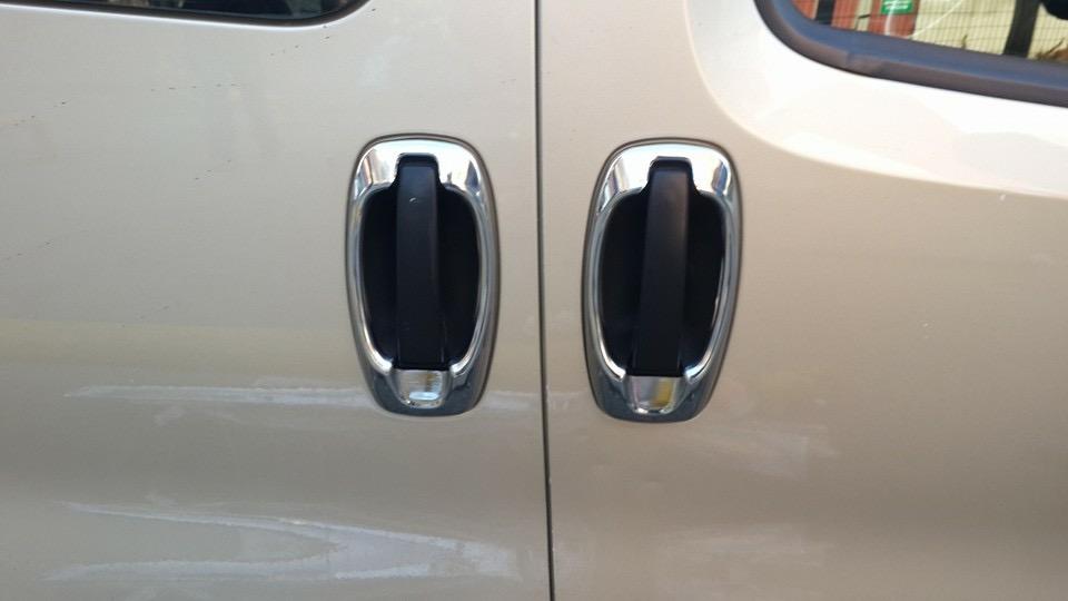 Lemovanie kľučiek dverí (4 ks, nerez) Carmos - Turecká oceľ pre Fiat Doblo II 2010-2022