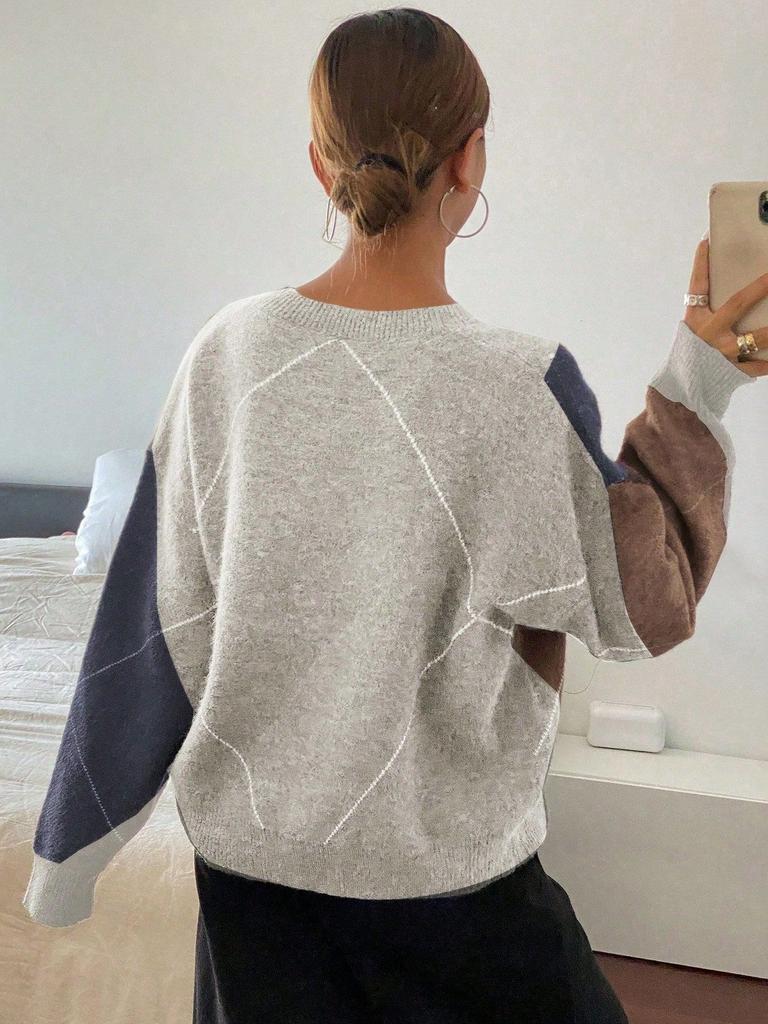 Vintage Contrast Rhomboid V-Neck Sweater Top