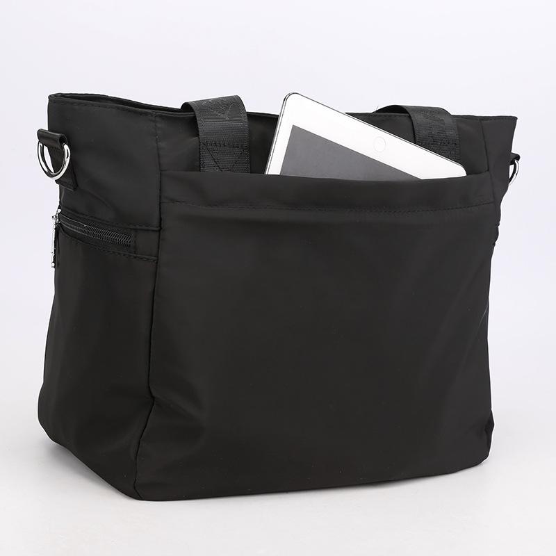 Nylon Trendy Fashion Handbag: Large, Casual Versatile Crossbody & Travel Shoulder Bag for Ladies