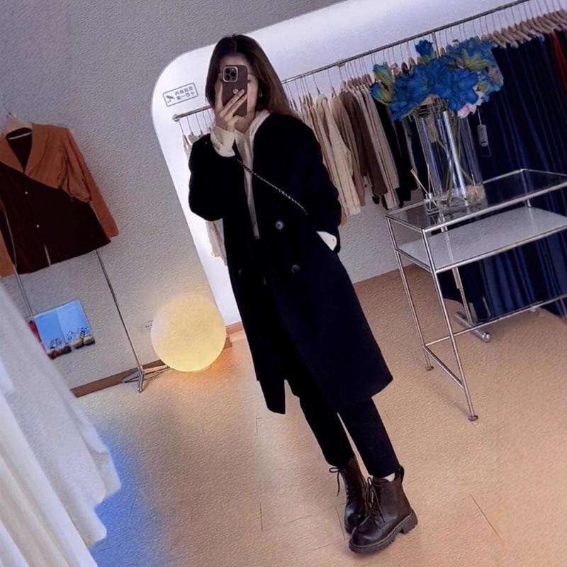 

Шерстяное пальто в стиле Хепберн для женщин - Коллекция Осень/Зима 2026: Маленький размер, Слегка пышный дизайн. 3XL чёрный