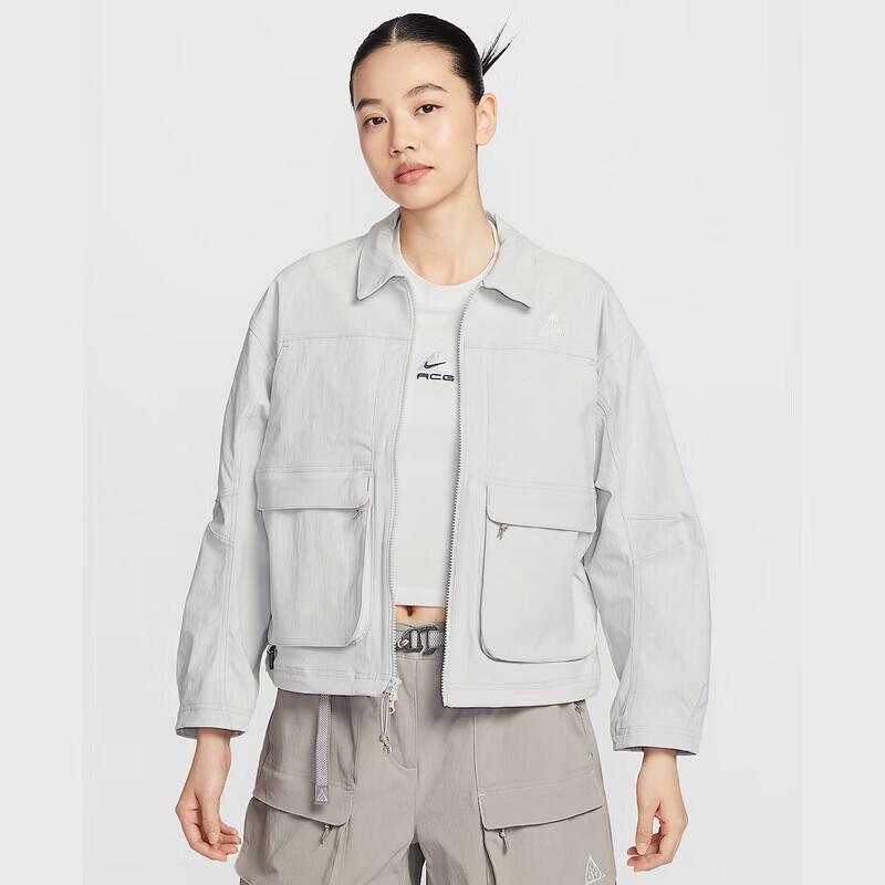 Nike Women s Sportswear Woven Jacket M
