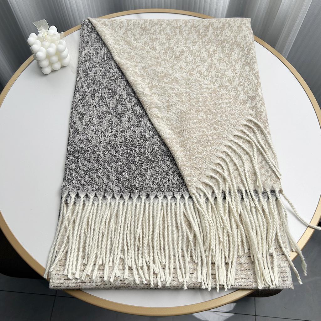 Imitation Cashmere Autumn and Winter Scarf High End Autumn and Winter New Style Lotus Warm Shawl and Long Scarf with A Sense of Atmosphere