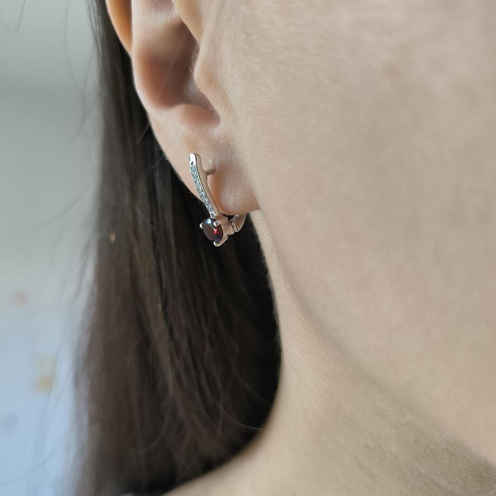 Серебряные серьги с натуральным гранатом 1.411ct (2195832)