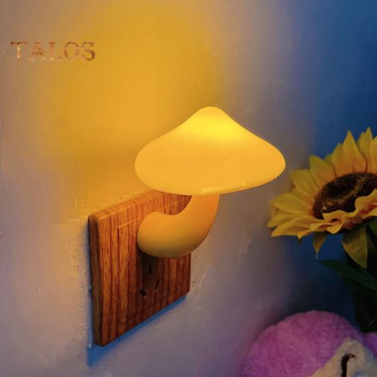 LED nattlampa Creative Shape Energisnål Plug-Play flimmerfritt ögonskydd med ljussensor Söt svamp nattlampa
