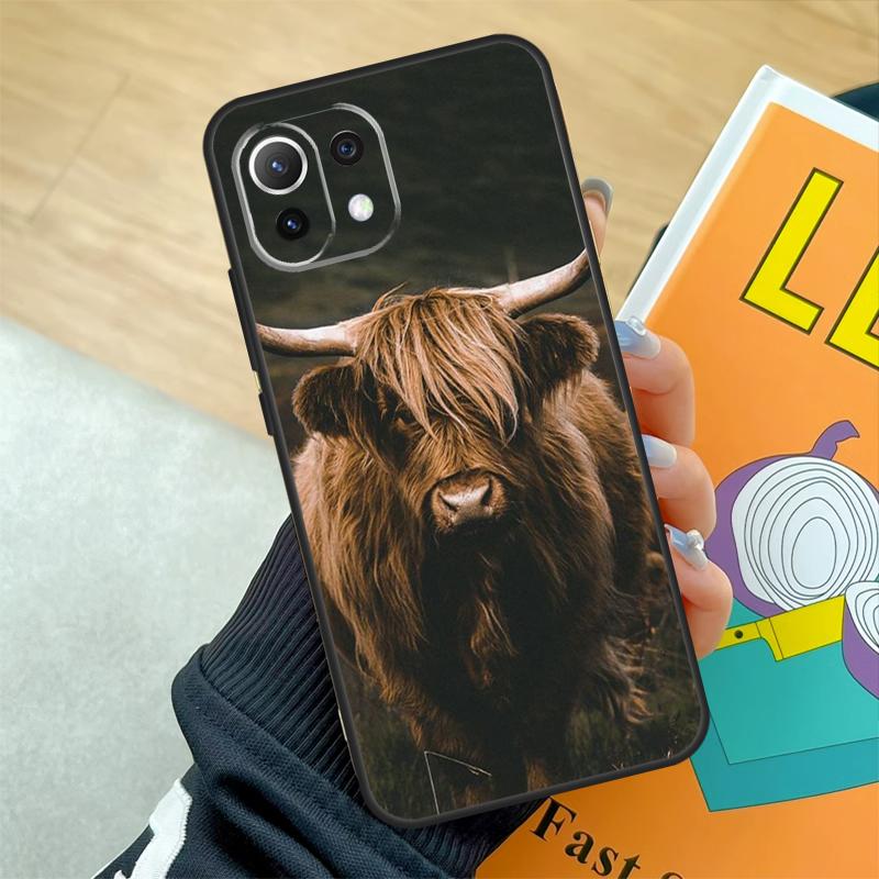 

Highland Cow Animal Case For POCO X3 F5 X5 Pro M4 M5 F3 X4 F4 GT M5s Xiaomi 13 Pro 12 Lite 12X 11T 12T Cover Mi 11 Lite