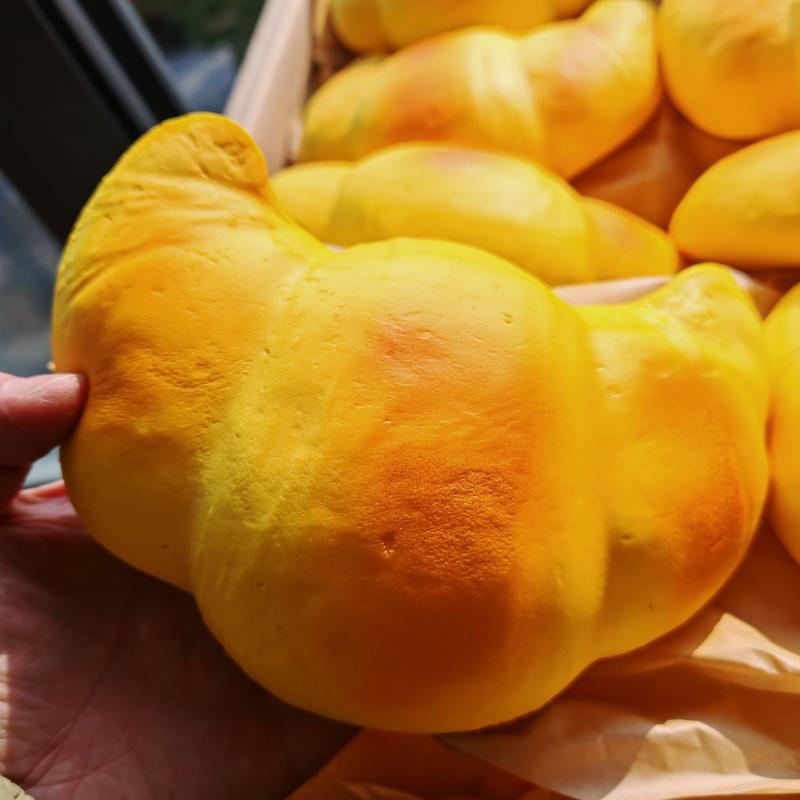 Croissant Squeeze Toy Slow Rising Sticky Stress Relief Toy Super Soft Food Creative Simulation Bread Anti-Anxiety Gifts