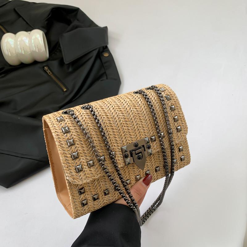 Spring New Arrival Stylish Chain Shoulder Bag With Unique Design For Trendy Women хаки