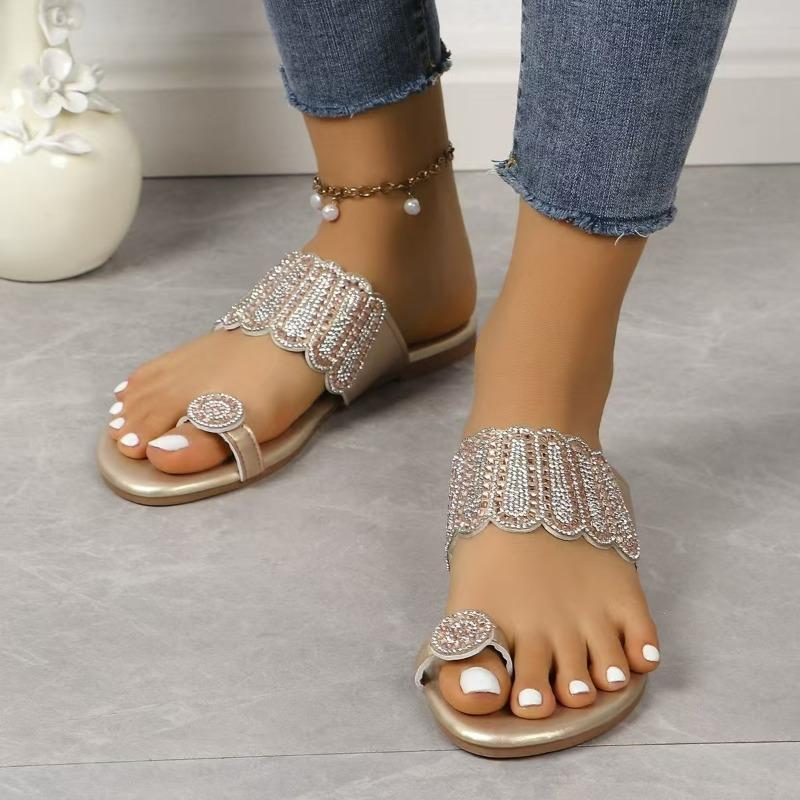 Fashion 2025 Summer Pinch Toe Women's Slippers Fashion Crystal Beach Slippers Women New Plus Size Best Seller Flat Slipperszapatos Mujer