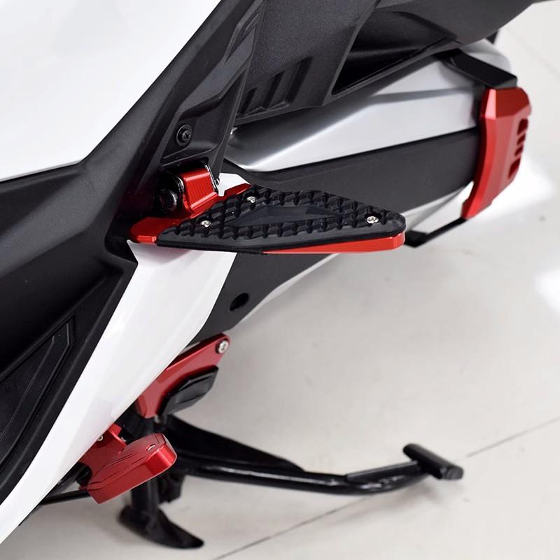 Rear Foot Pegs For UHR150 Motorcycle Aluminum Alloy Pedals Anti-Slip Passenger Foot Pegs