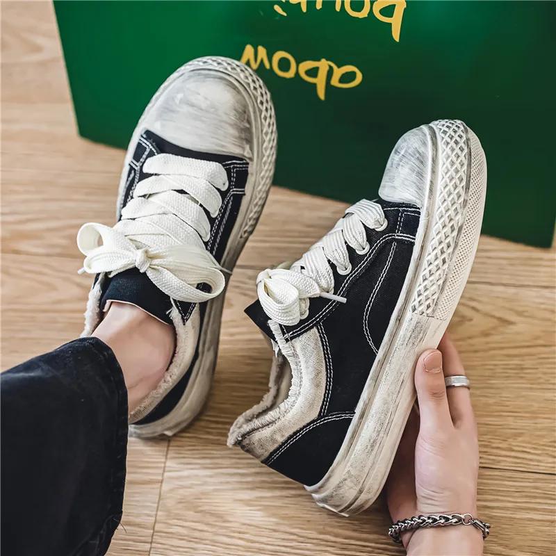 Nowe oddychające i modne wzornictwo z grubą podeszwą do starych, codziennych butów z płótna. Uniwersalne i modne buty męskie w rozmiarze 39-44