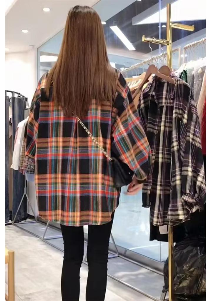 Plaid shirt women's retro Hong Kong flavor new 1116 spring and autumn long-sleeved medium and long loose design long-sleeved shirt