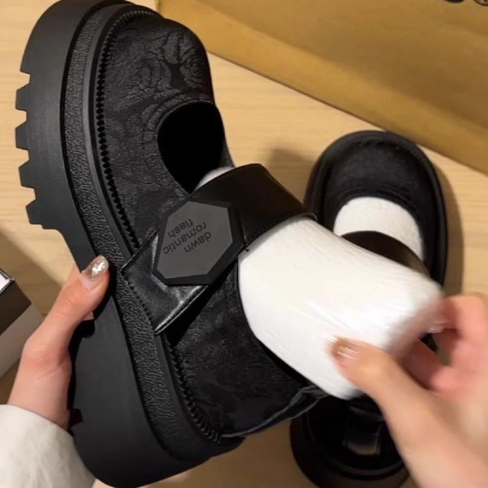 Fashion Vintage Punk Best - Selling Black Embossed Chunky Mary Janes, Velcro Strap, Ideal for Daily Streetwear