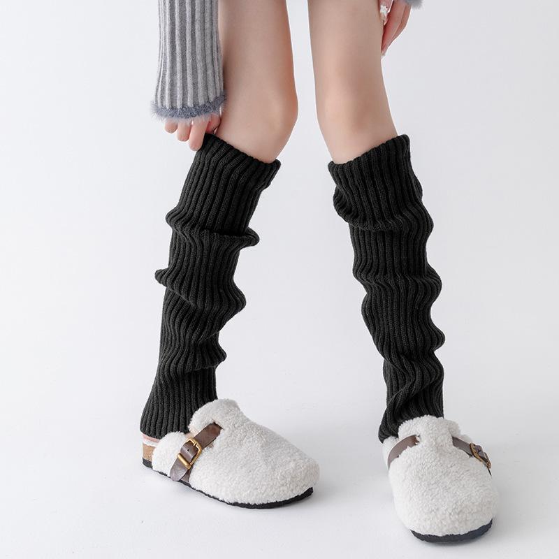 Women's Autumn and Winter Thick Calf Socks, Brown Warm Flat Knitting Long Tube Woolen Yarn