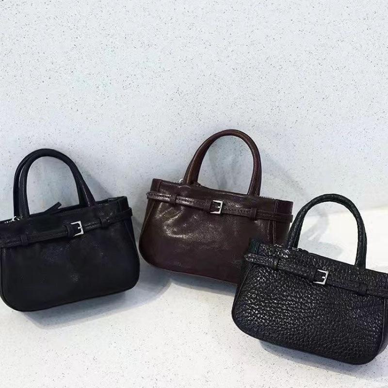 Bag Women's 2025 New Niche Imitation Leather Handbag Vegetable Tanned Imitation Leather Simple and Exquisite Messenger Small Square Bag Mobile Phone