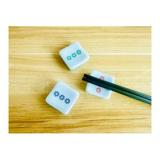 Speed Mao Cute Simple Floral Japanese Style Ceramic Chopstick Rests Cutlery Set of 6, Pottery, Red, Blue, Green