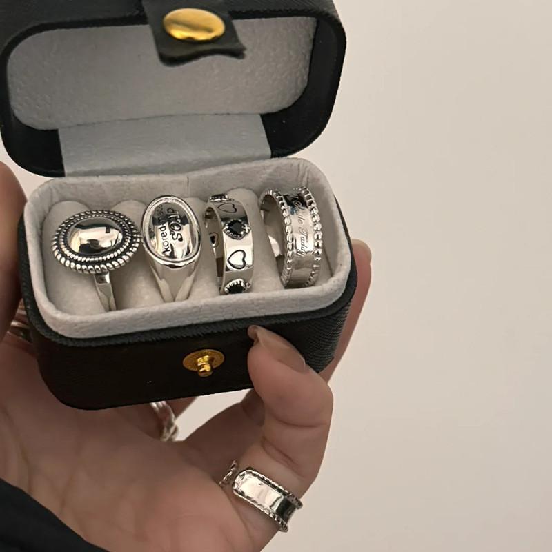 Trendy Open Adjustable Geometric Ring Design With Vintage Heart And Black Zircon Women For