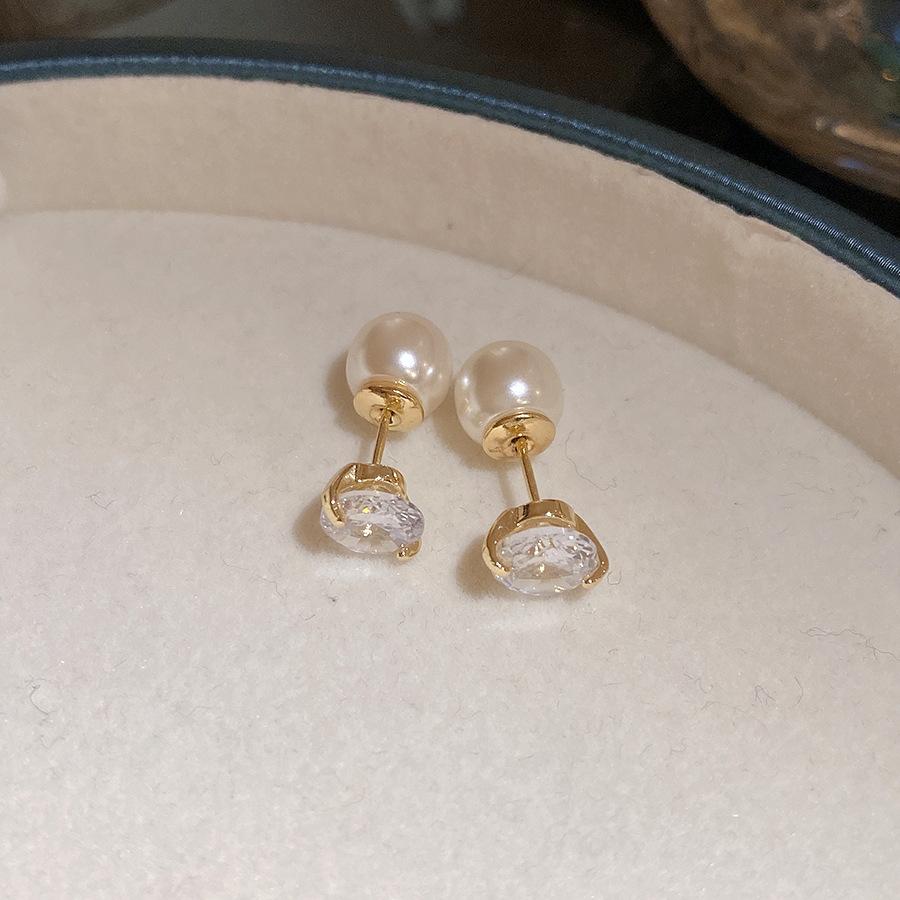 

Front and rear two wearing gold pearl zircon stud earrings women s light luxury high-end earrings niche exquisite versatile ear jewelry