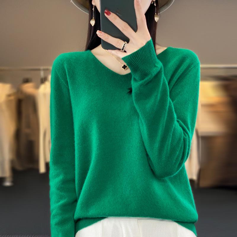Women's Slimming V-Neck Pure Wool Cashmere Sweater - Soft, Seamless Knitwear Base Layer