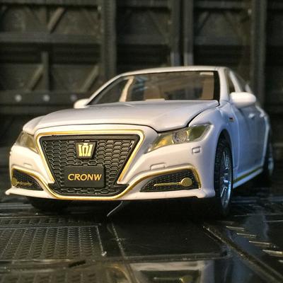 Alloy 1/32 Scale Toyota Crown Car Model Diecasts & Vehicles Children‘s Gift Car Miniauto Collection Boy Toy