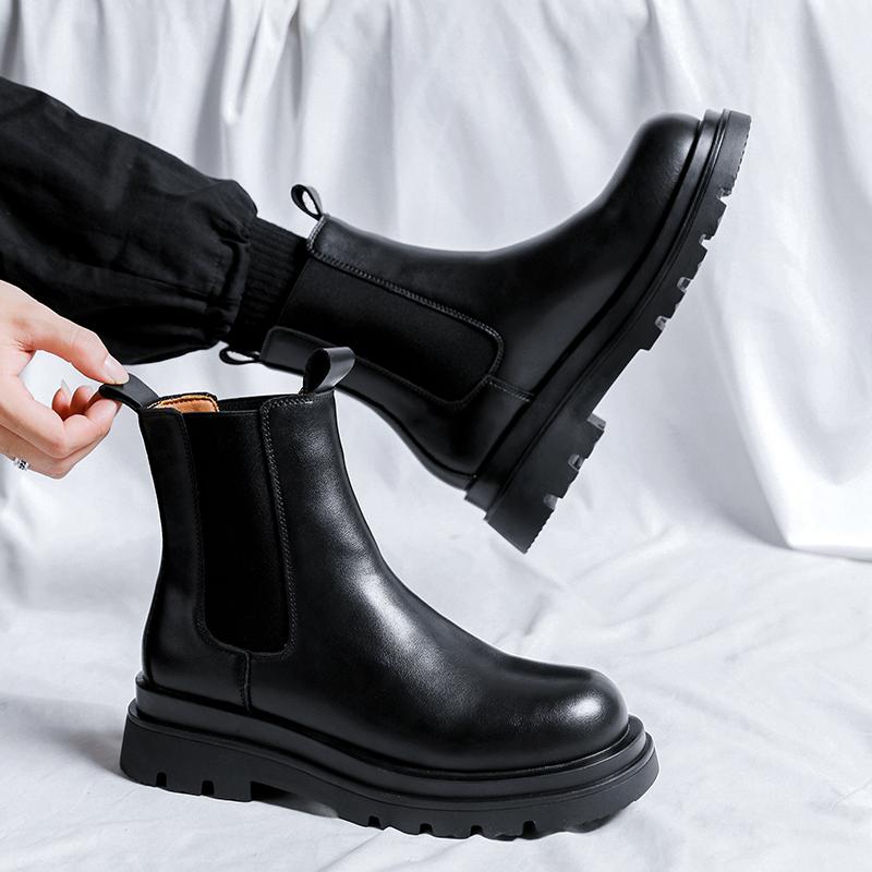 Thick soled men's boots British gentleman style Work and party Black Autumn/Winter Outdoor Hot selling leather shoes