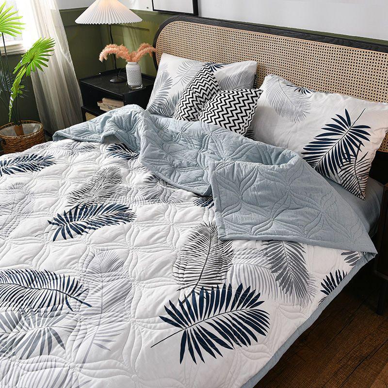 Plaid Letnia fajna kołdra ze spranej bawełny Wygodna lekka klimatyzacja Cienka pocieszyciel Prosty koc z piór dla dorosłych Dzieciak