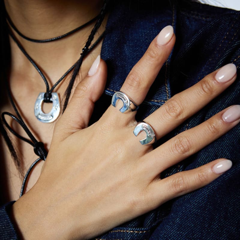 NIMBUS Horseshoe Ring (M)