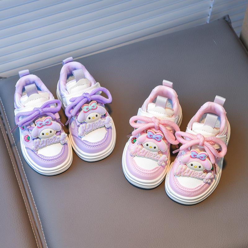 Spring new sports shoes with leather surface, cute strawberry cartoon design, non-slip, ultra-soft girls' sneakers, princess shoes