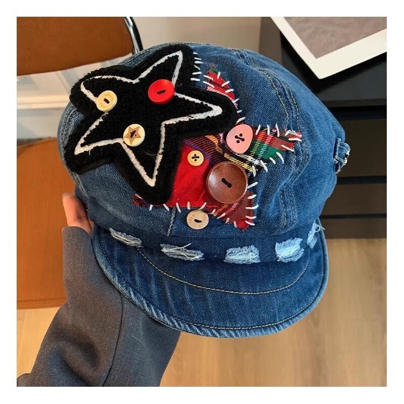 Джинсовый берет со звездой в стиле ретро