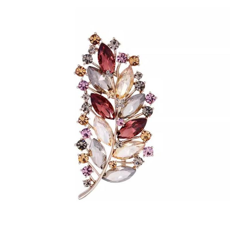 Crystal Leaf Brooch, High-end Women's Exquisite New Corsage, Niche Anti-glare Pin