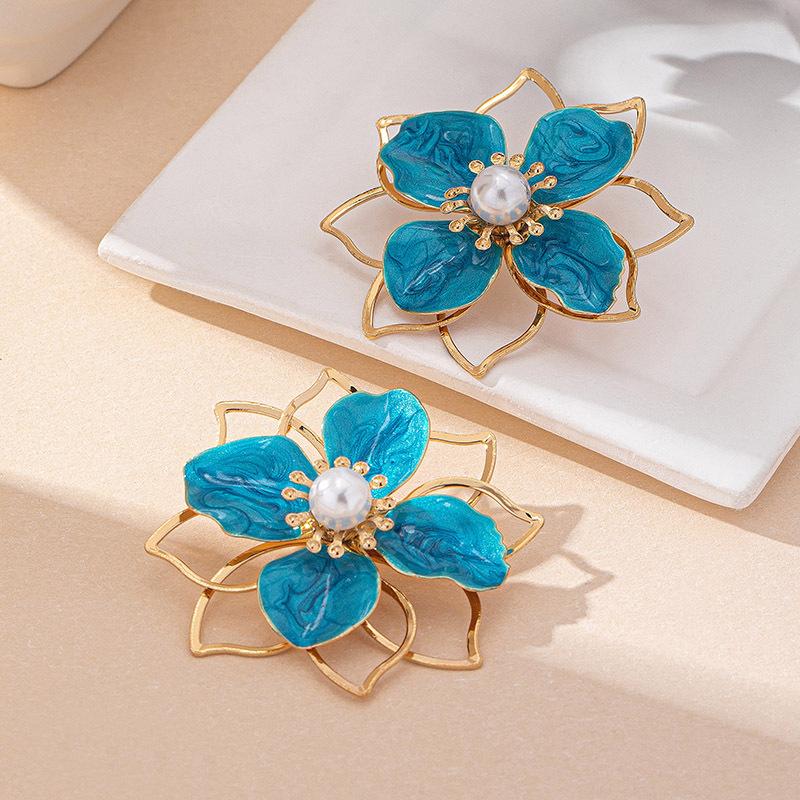 [HF][HS]1Pair Women's Earrings Women's Hollow Flower Earrings Are Sweet And Romantic For Daily Wear And Vacation Wear