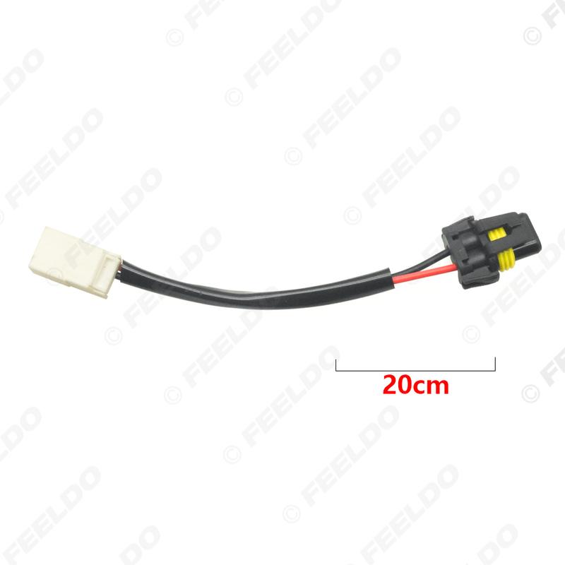 

FEELDO 1PC Car HID LED Bulb Headlight Plug Adapter For Mitsubishi 4Pin Socket To 9005 Car Light Cord Connector Wire Harness