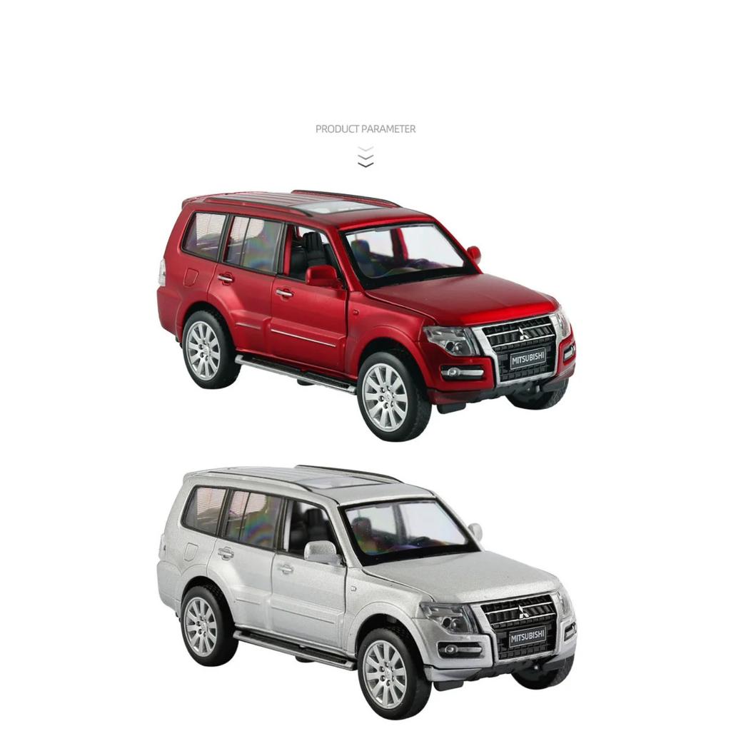 1/32 Mitsubishi PAJERO Slitinové auto Odlitky a Hračková vozidla Kovový Simulační model auta Natahovací Zvukové Světlo Dětský dárek
