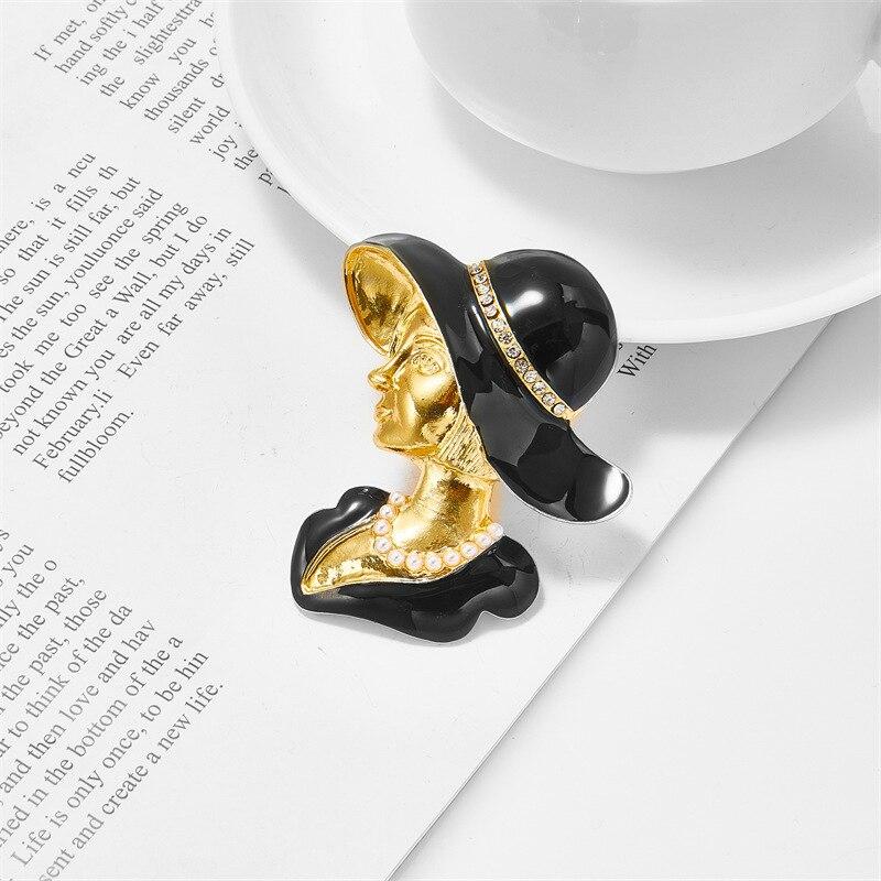 

Blucome кристаллы и жемчуг красивые броши в виде головы для женщин черный цвет модная булавка для девочек элегантные аксессуары высокое качество новинка чёрный