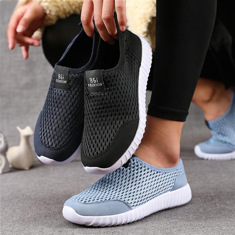 Lightweight Women Slip-On Mesh Shoes Quick-Drying Breathable Shoes 2026 Fashion Comfortable Walking Athletic Sneakers for Women