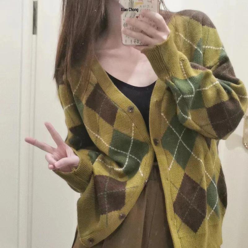 Women's Autumn/Winter 2024 Knitted Diamond Cardigan: Korean-Style Niche Design, Cozy Jacket