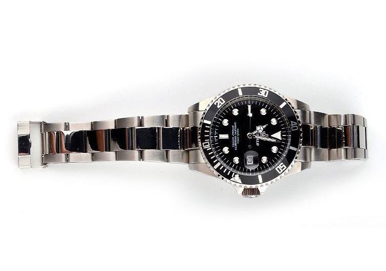 Men Luxury Brand Reginald Watch Quartz Digital mens wristwatches dive 30m Casual Fashion Black Stainless Steel Gift Watches