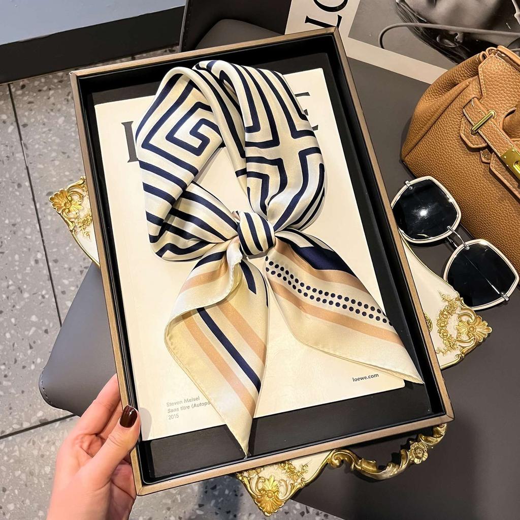 Luxury Satin Imitation Print Silk Scarf Square Women Neck Scarves Wrap Headkerchief Beach Hair Band Women's Bandana